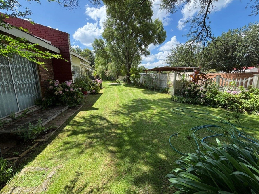 5 Bedroom Property for Sale in Parys Free State